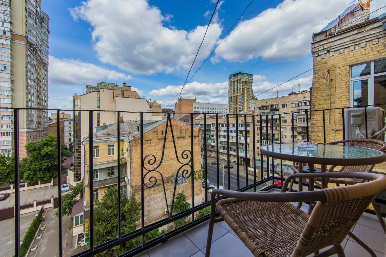 Family Loft Апартаменти Київ